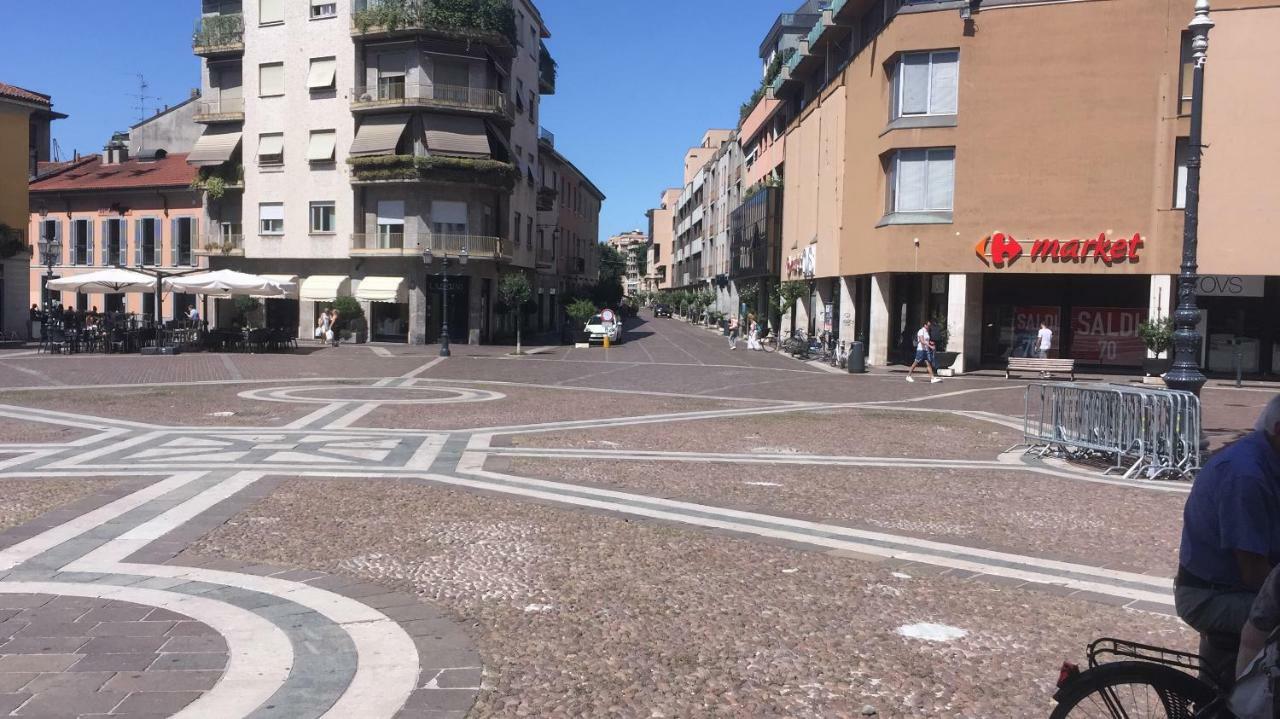 + * Saronno